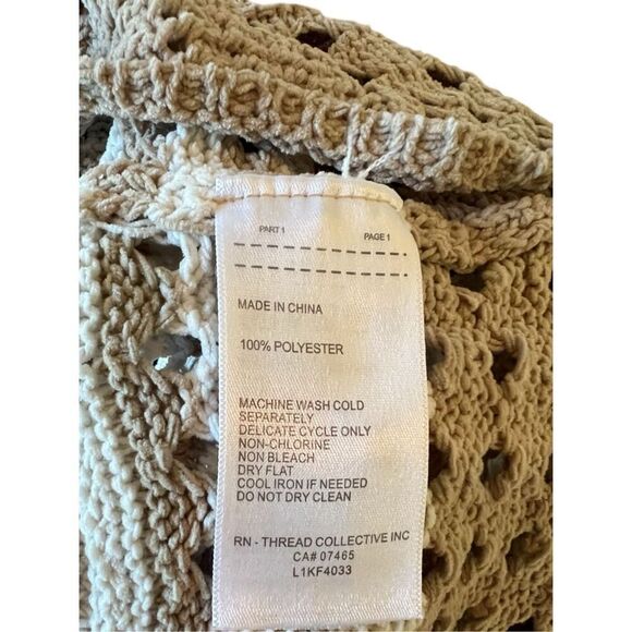 Laundry by Shelli Segal - Crochet Beige Sweater Size XS - Picture 4 of 4